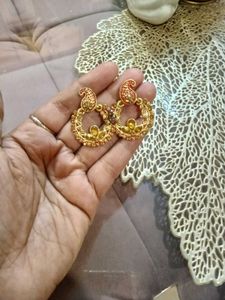 2 Pair Of Green &amp; Gold Earrings
