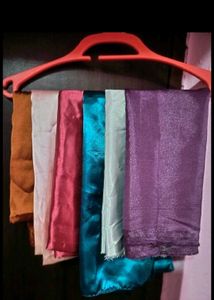 17 Stoles