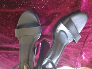 AJIO-My Foot Black Pretty Heels ||Hardly Been Worn
