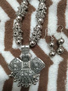 Silver Toned Necklace