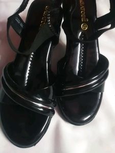 Black Sandals For Girls And Women