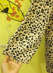 Cream Leopard Print Top🐆