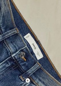 MANGO bootcut Denim