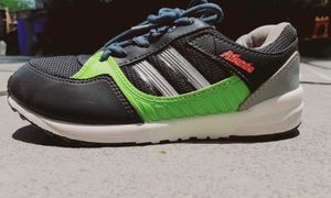 Sports Shoes for 7-11 age kids.