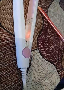 Mini Hair Straightener✨️