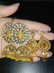 ✨Golden Earrings Combo✨