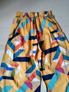 Geometric Print Wide Leg Pants