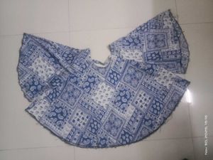 Stylish Blue Print Top