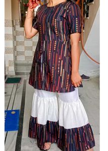 Tiered Black &amp; Cream Dress Kurta 2 Piece Set