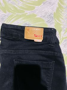 Black Skinny Jeans