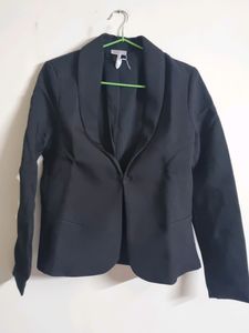 Dry Cleaned Vero Moda Black Blazer