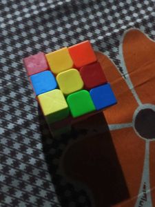 Colorful Rubik&#39;s Cube