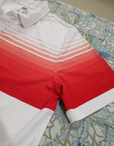 HRX Red &amp; White Sports Tshirt