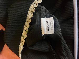 Black Crop Top (Savana)