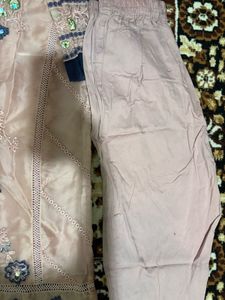 Pakistani Suit With Pretty Sleeves And Pant Odna