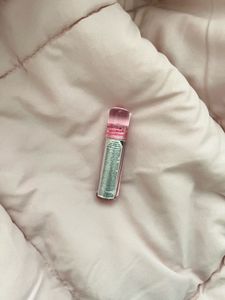 etude over glowy tint
