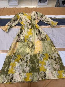 A Green Long Maxi Dress