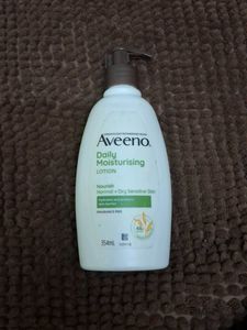 Aveeno - Daily Moisturising Lotion