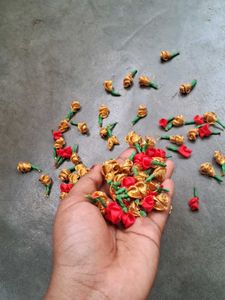 Artificial Hand Made Gold and Red Roses 🌹 💛 ✨️