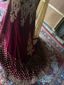 Saleeeee Elegant Ethnic Gown