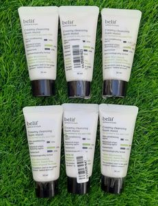 Belif Creamy cleansing Foam Moist