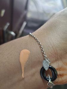 Lakme Invisible Finish Foundation 05