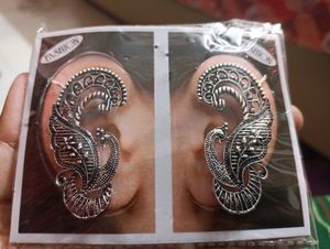 Peacock 🦚 Ear Cuff