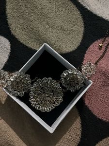 COMBO OF NECKLACE AND BRACELET ✨