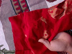 Red Saree with stitched blouse (women&#39;s)