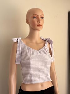 Trendy Knotted Top