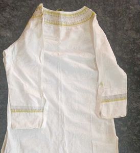 Elegant Embroidered Kurta