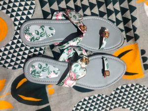 Combo Cancan Skirt And Sandal