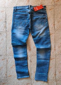 Light Blue Denim Jeans - Little Stretch