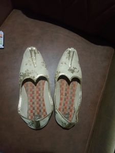 Bridge Footwear