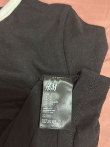 H&amp;M fitted T shirt