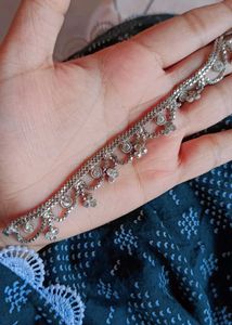 Sparkling Crown Anklet