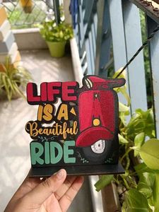 Table Decor Office Desk Showpiece