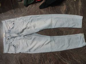 Zara Light Wash Jeans