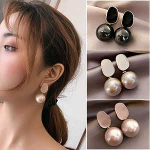 Black Pearl Stud Earrings