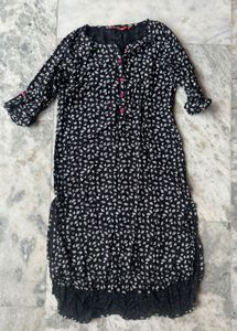 2 Kurtis Pair | Printed Black and Solid red Kurti