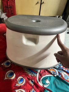 Sitting Chair