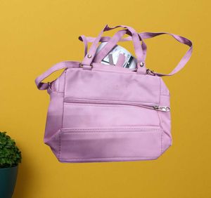 I@52 Fancy Handbags