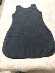 Black Sleeveless Tunic