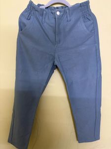Woman formal trouser