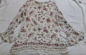 Floral Print Bell Sleeve Top