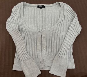 Stylish Glittery Silver Ribbed Knit Cardigan