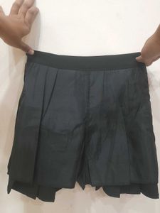 Black tennis skirt