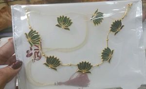 Lotus 🪷 Necklace Set (Only One)