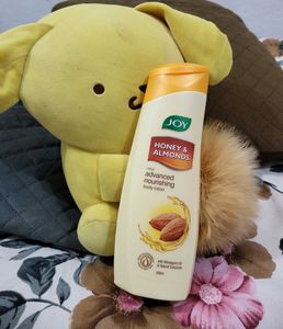 Joy Honey & Almonds Lotion