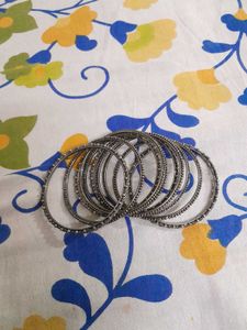 Metal Bangles Set